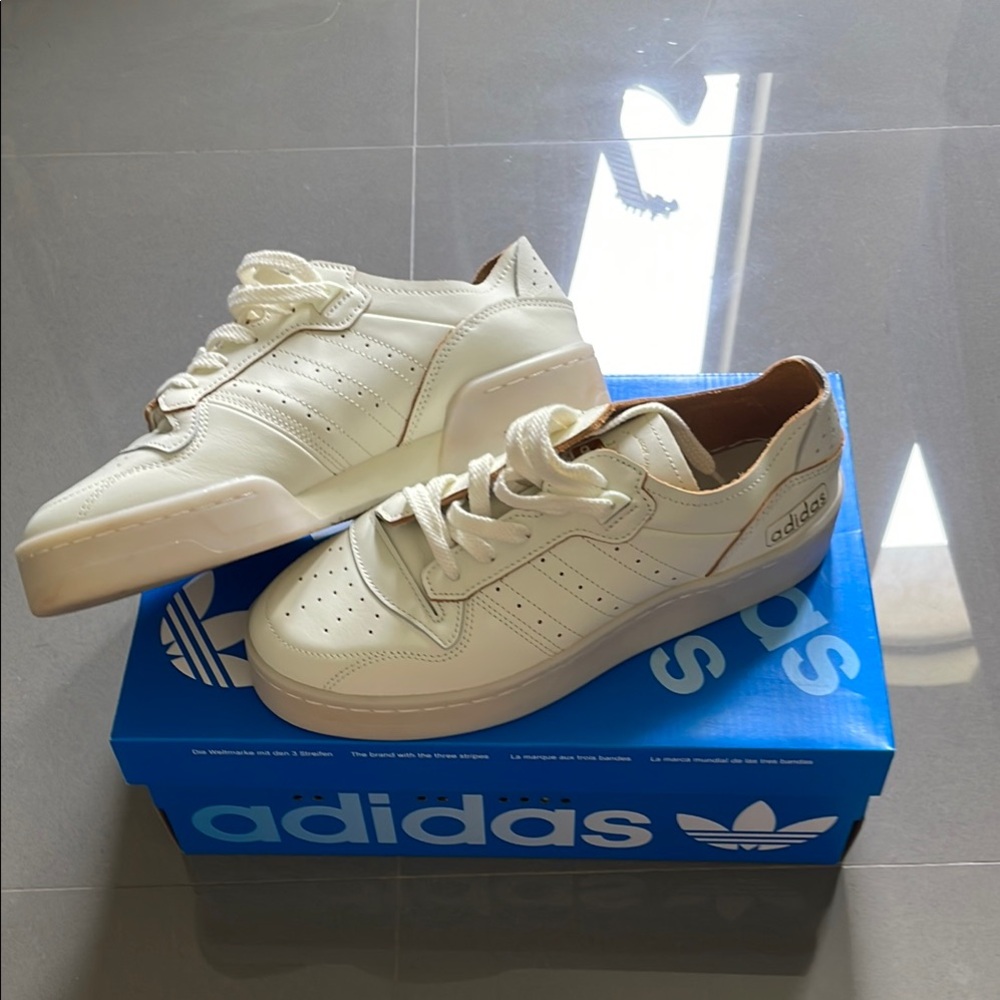 Adidas White Rivalry low